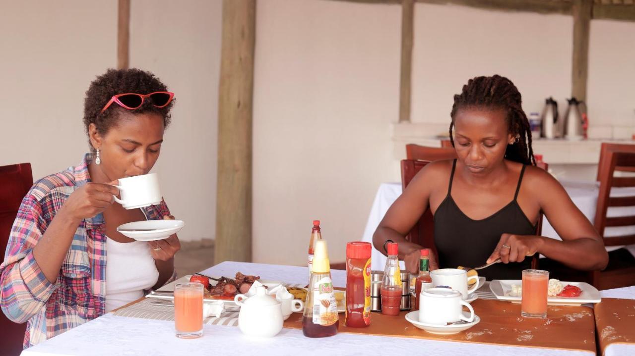 Tilenga Safari Lodge Arua Exterior foto