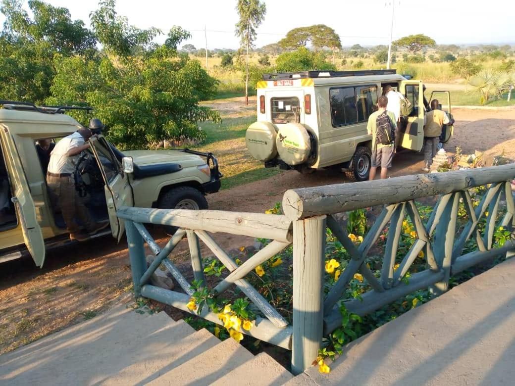 Tilenga Safari Lodge Arua Exterior foto
